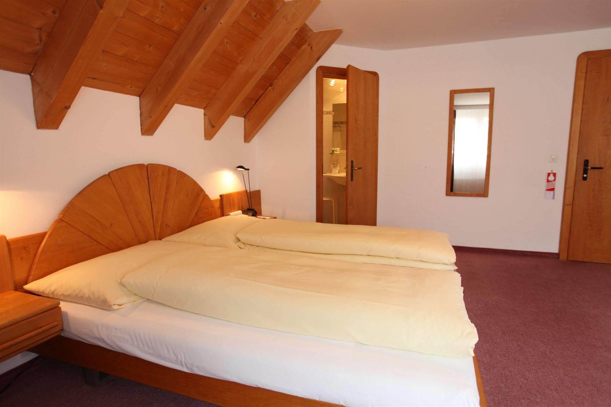 Typically Swiss Hotel Altana Scuol Εξωτερικό φωτογραφία